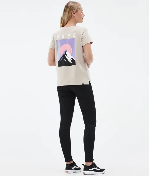 standard_w_3-2.webp T-Shirts<Dope Snow Standard W SandAphex